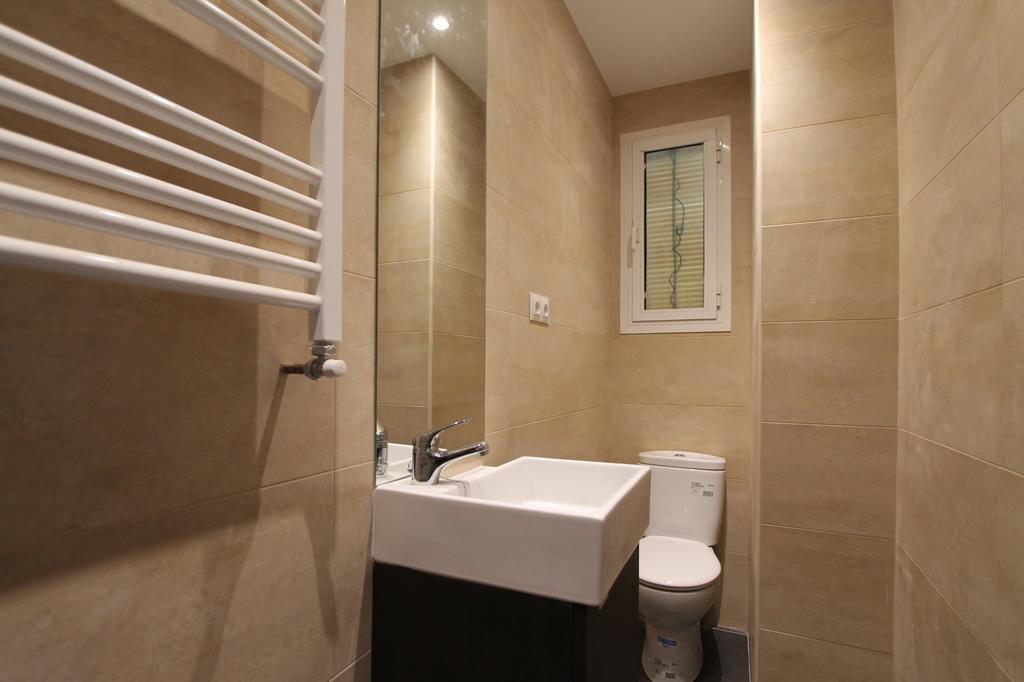 Apartamentos Dali Madri Quarto foto
