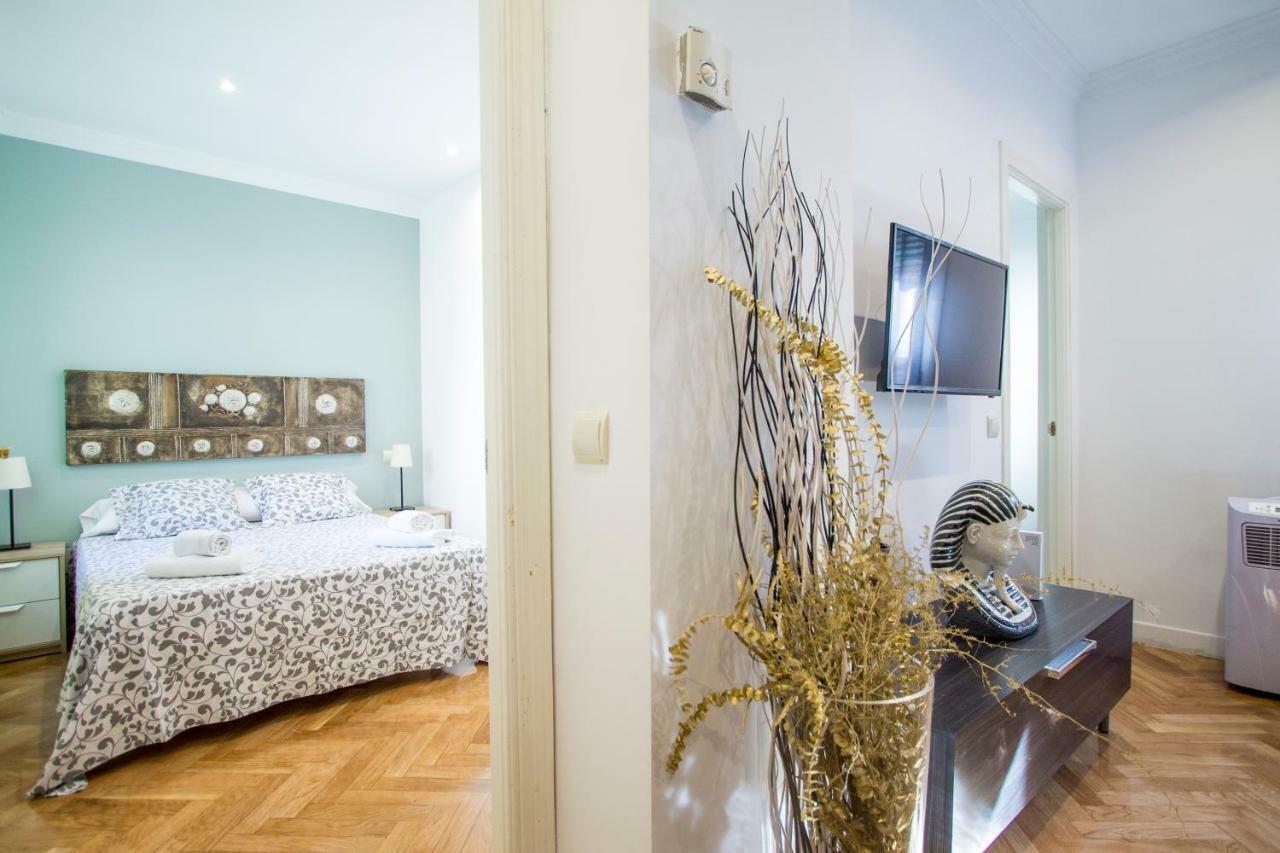 Apartamentos Dali Madri Exterior foto